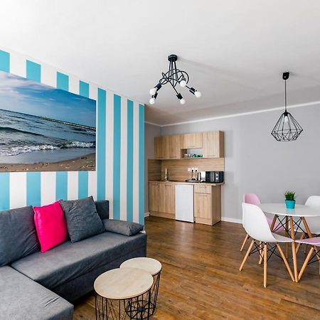 Apartamenty Pod Modrzewiem Ustronie Morskie Exterior foto