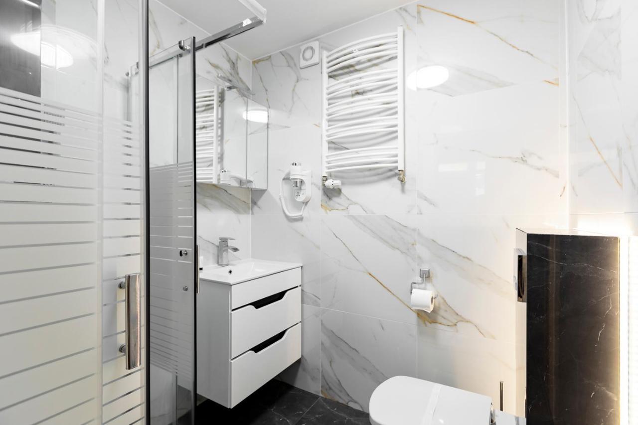 Apartamenty Pod Modrzewiem Ustronie Morskie Exterior foto