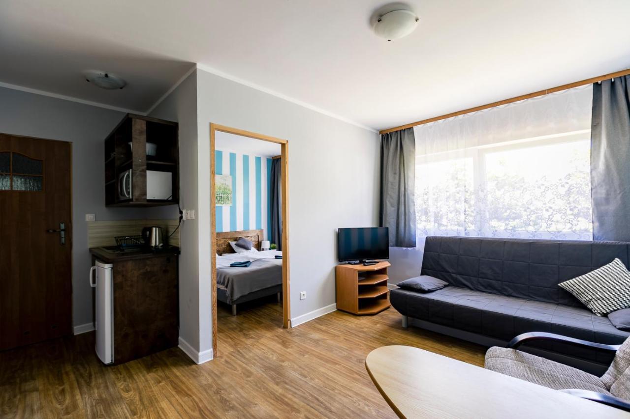 Apartamenty Pod Modrzewiem Ustronie Morskie Exterior foto