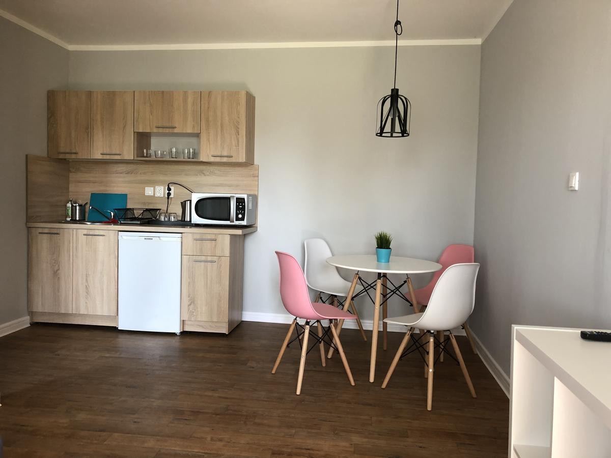 Apartamenty Pod Modrzewiem Ustronie Morskie Exterior foto